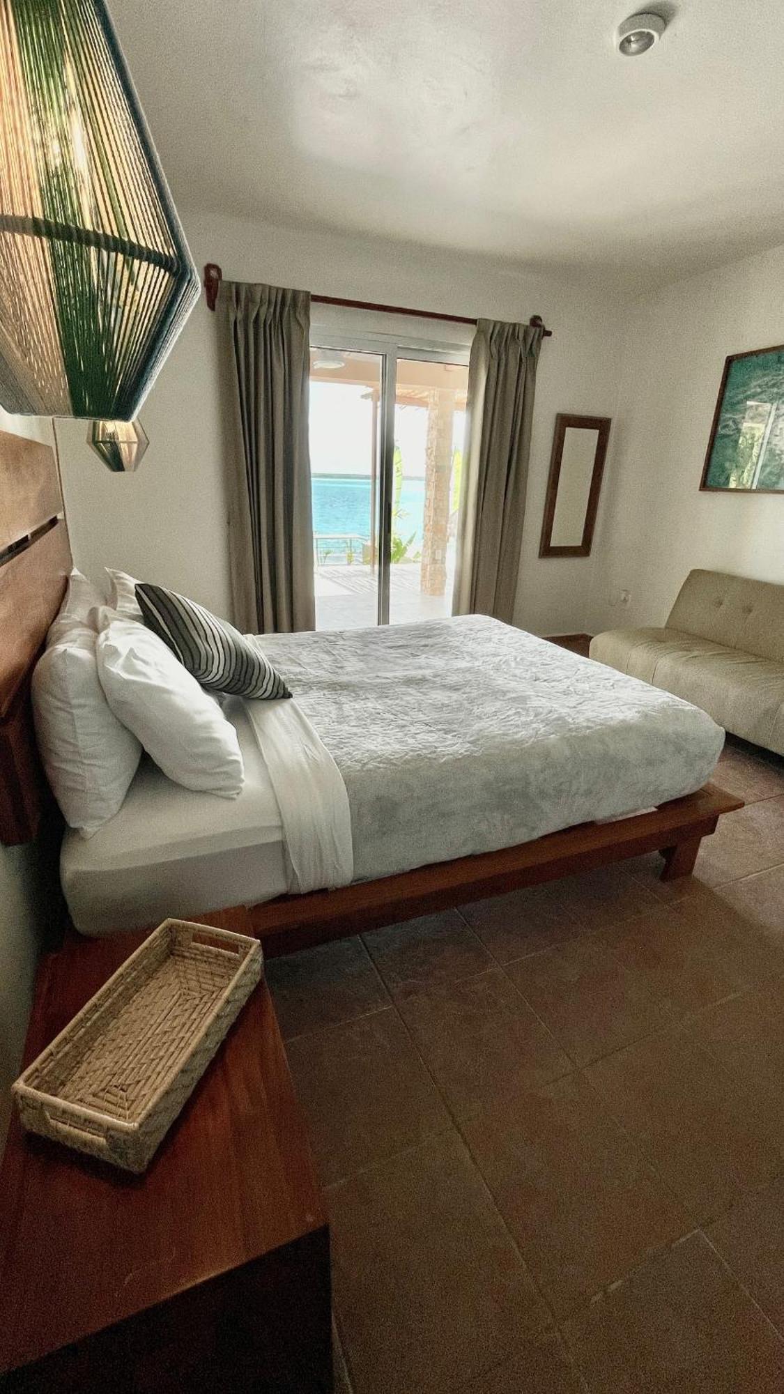 Casa Sol Y Luna -Beautiful Sunrises And Infinity Pool Bacalar Exterior photo